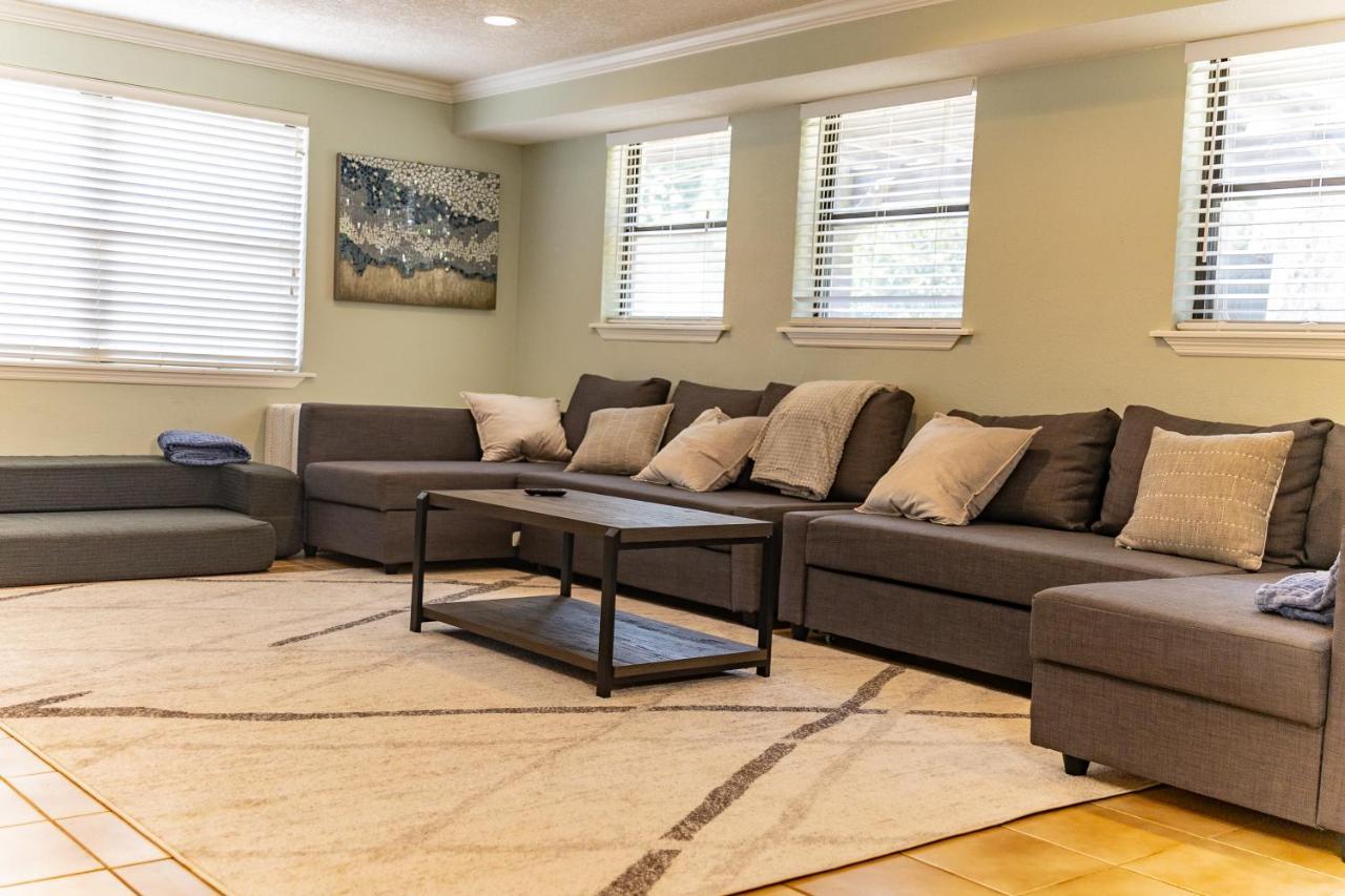 Pool & Hot Tub Home W Game Room! 1 Mile To Beach! Jacksonville Beach Exteriér fotografie